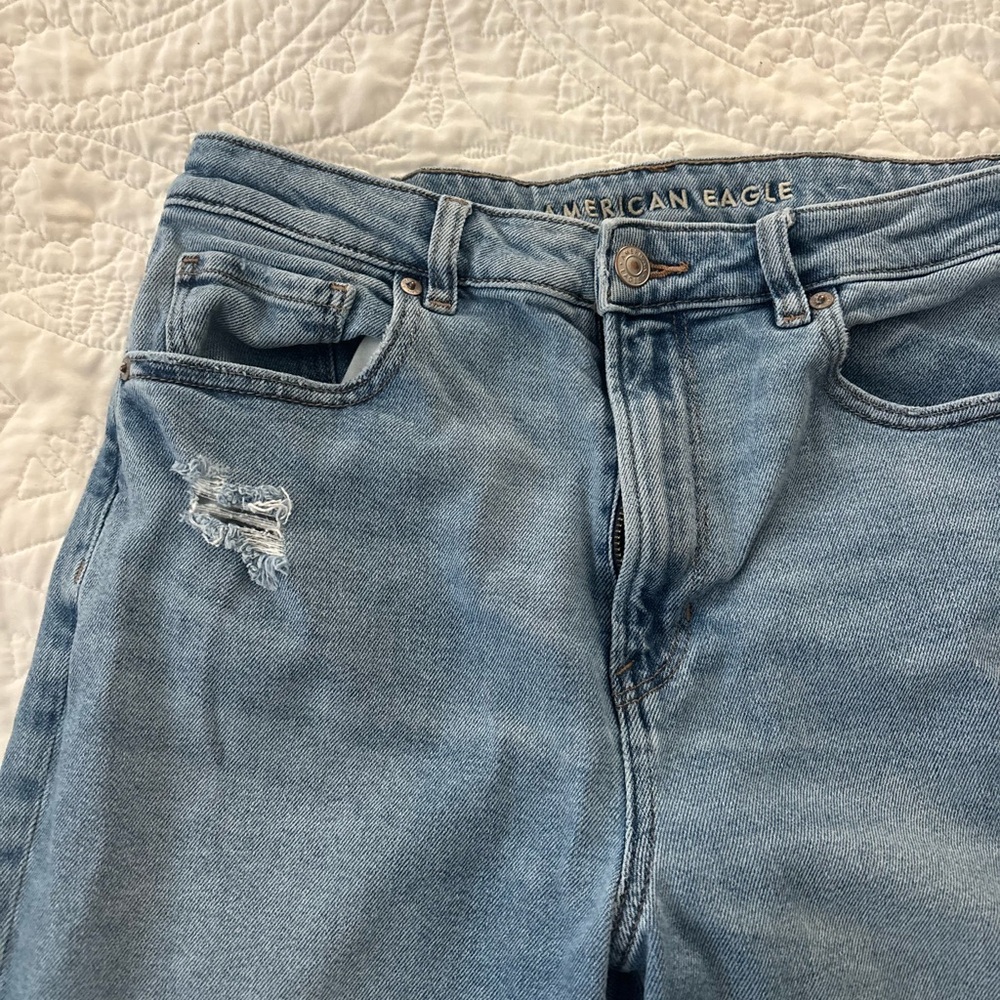 American Eagle Outfitters Women's High Rise Light Blue Jeans